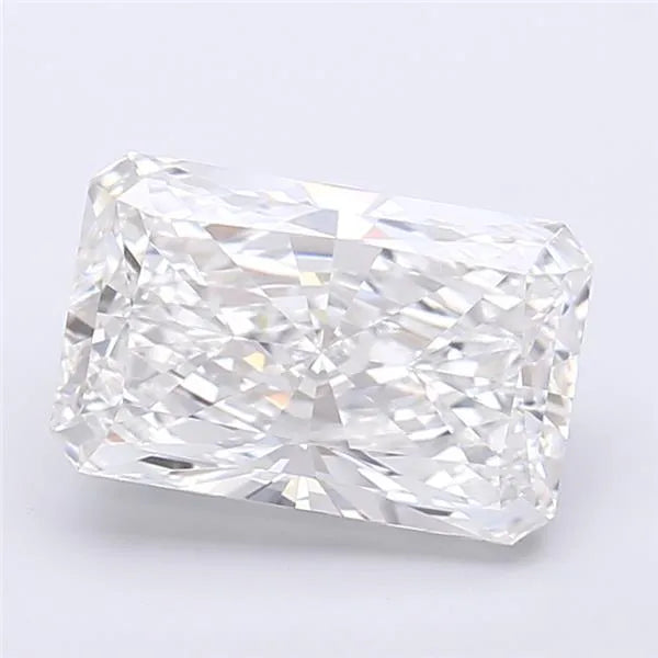 3.44ct Radiant Lab Grown Diamond (Colour E, Clarity VVS2, IGI Certified)